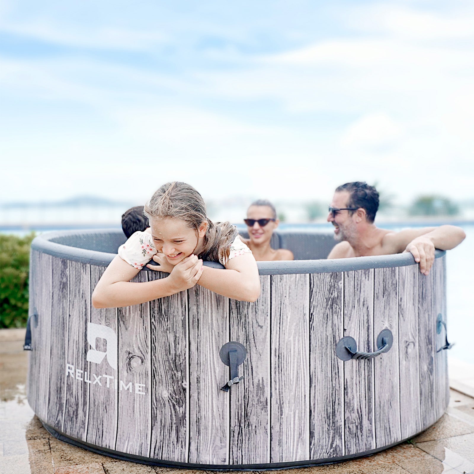 Round Inflatable Hot Tub - Vogue Spa